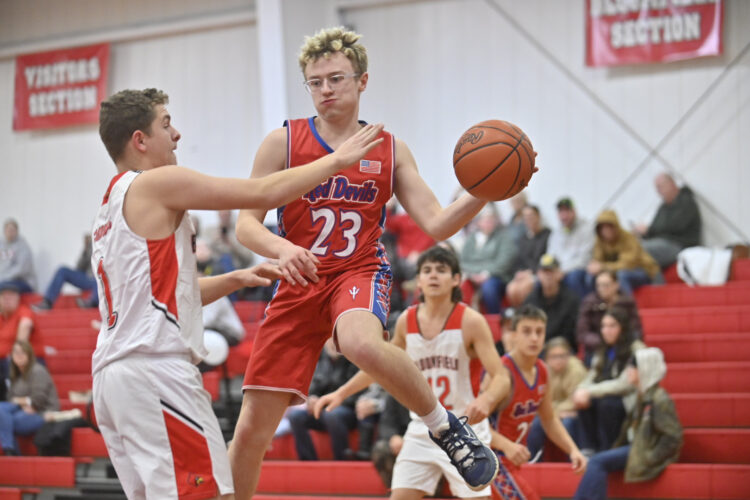 Lordstown beats Cards; Moore earns first win